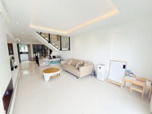 543 Jelapang Road HDB Executive Mansionette Fully Renovated For Sale