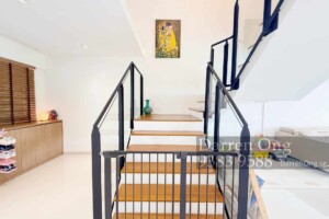 543 Jelapang Road HDB Executive Mansionette Fully Renovated For Sale-Stairway 543 Jelapang Road HDB Executive Mansionette Fully Renovated For Sale-Stairway