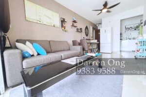 588B Ang Mo Kio St 52 Park Central @ AMK 4 Room For Sale - Living Room V1 588B Ang Mo Kio St 52 Park Central @ AMK 4 Room For Sale - Living Room V1
